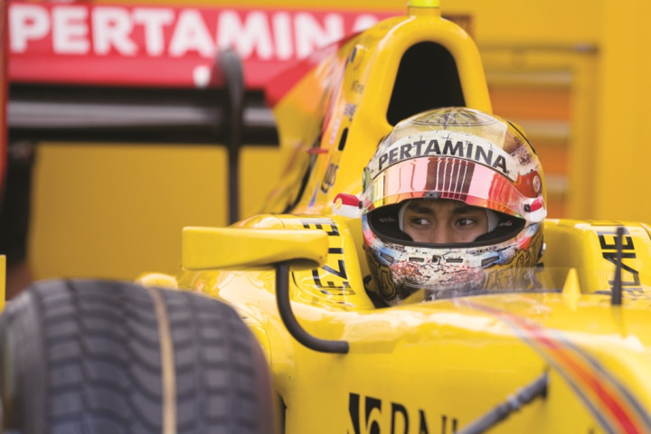 Sean Sumbang 10 Poin buat Pertamina Arden di Feature Race