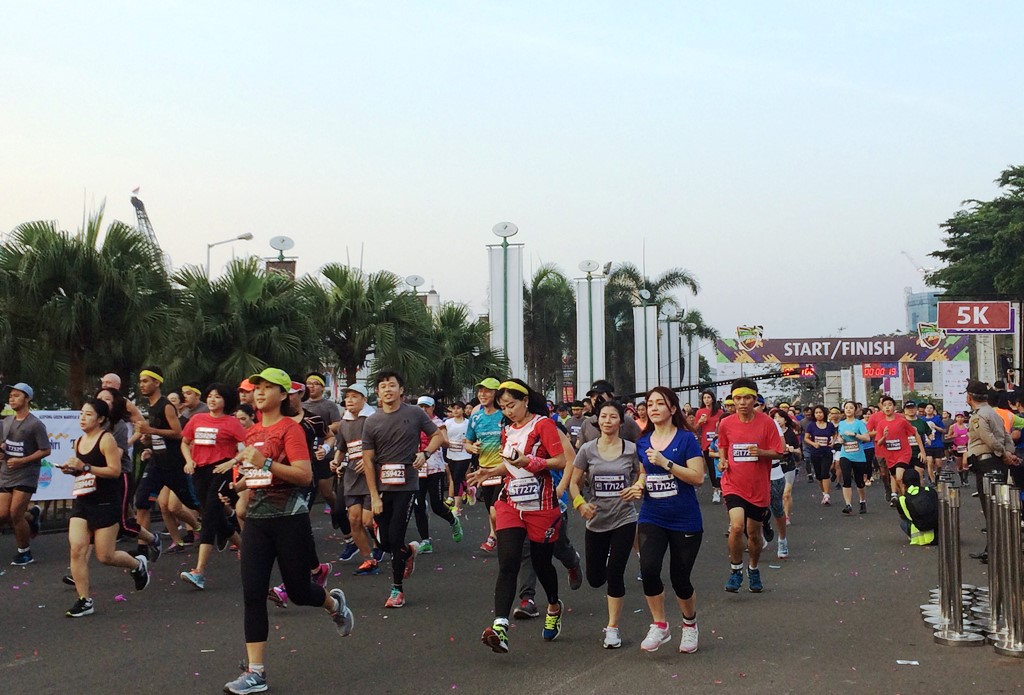 Kompetisi lari Serpong Green Warrior Run (SGWR) digelar pada Minggu, 3 September 2017, di Area Downtown Walk, Summarecon Mal Serpong, Tangerang Selatan (Foto:Metrotvnews.com/Anindya Legia Putri)