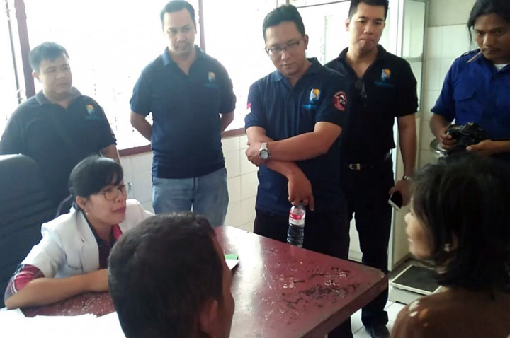 Seorang Wanita Dibebaskan Setelah Empat Tahun Terpasung