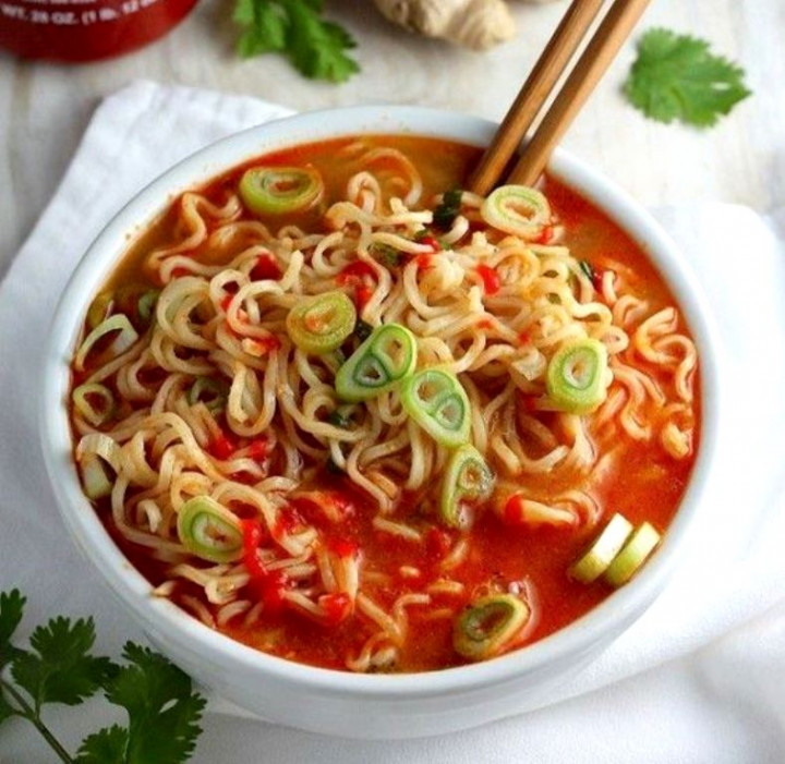 Ini 5 Mie Instan Terpedas Asal Korea