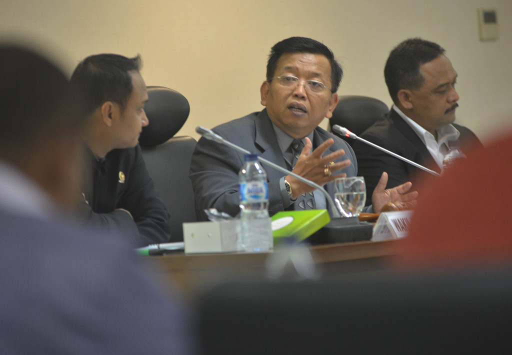 Ketua Komite I DPD RI Ahmad Muqowam (tengah). Foto: MI/M. Irfan