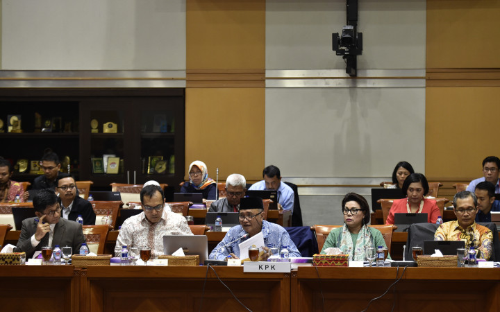 Pimpinan Komisi III Geram Penjelasan KPK tak Detail