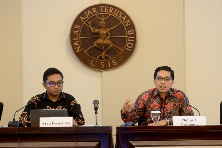 Publik Belum Puas dengan Kinerja DPR