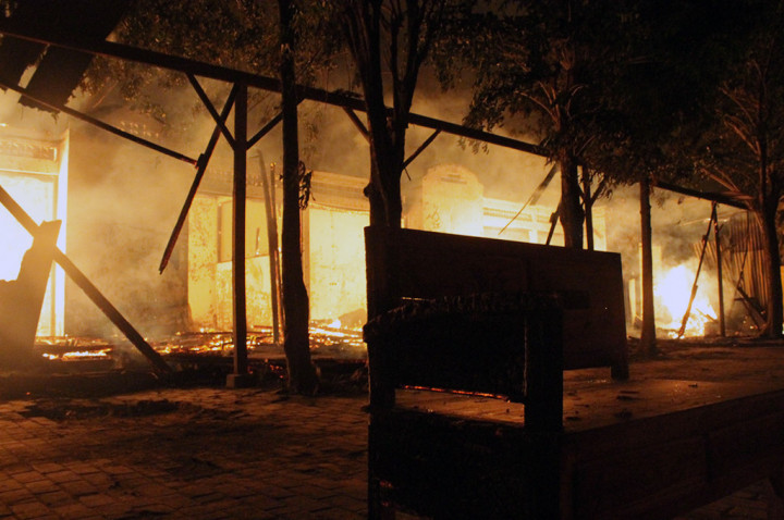 Pasar Mebel Terbesar di Jatim Terbakar