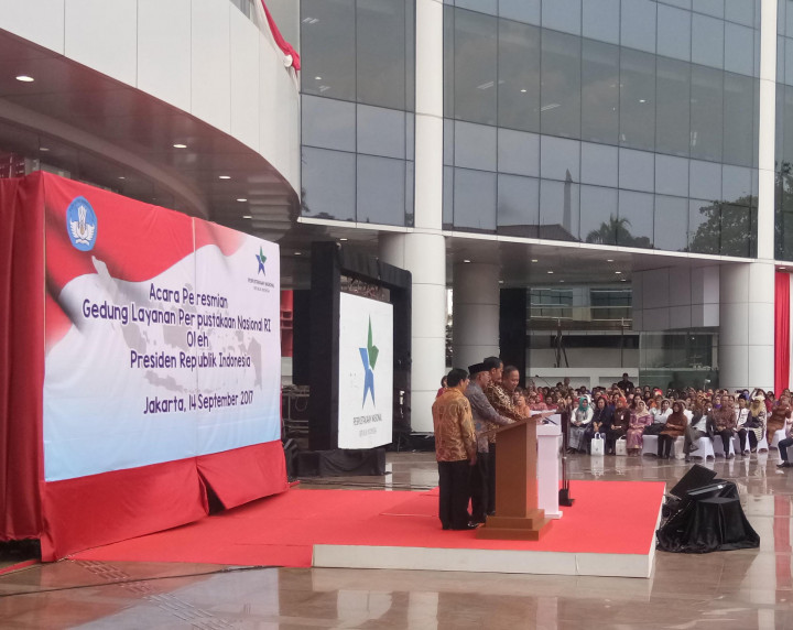 Presiden Meresmikan Gedung Layanan Perpusnas