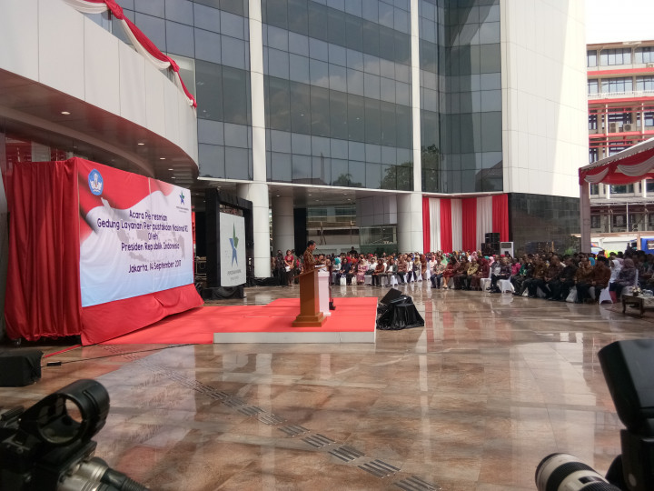 Presiden Janji Urus Dana Desa untuk Perpustakaan