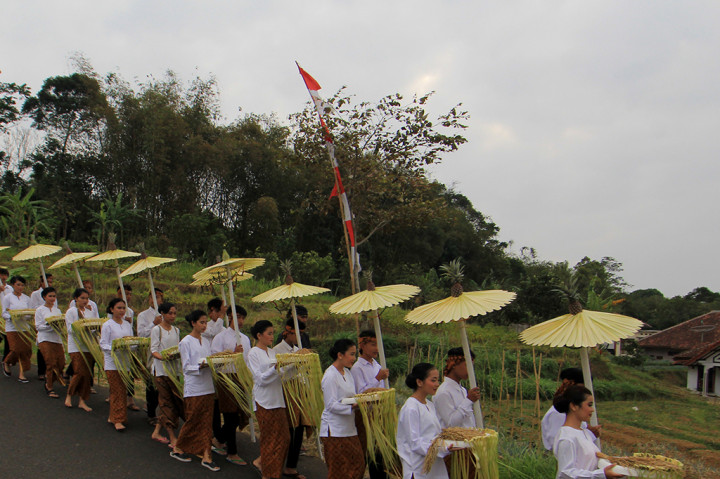 Tradisi Seren Taun di Cigugur Kuningan
