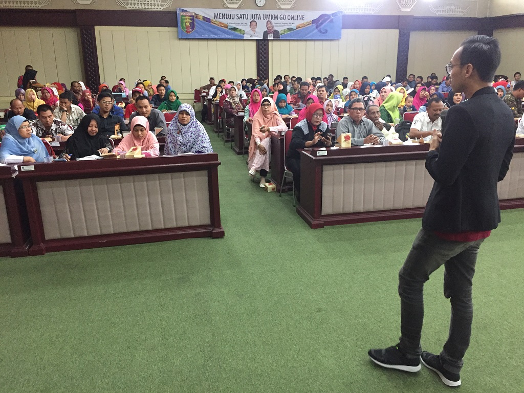 Bukalapak ingin memberikan edukasi pada pihak UMKM yang belum berjualan online. 