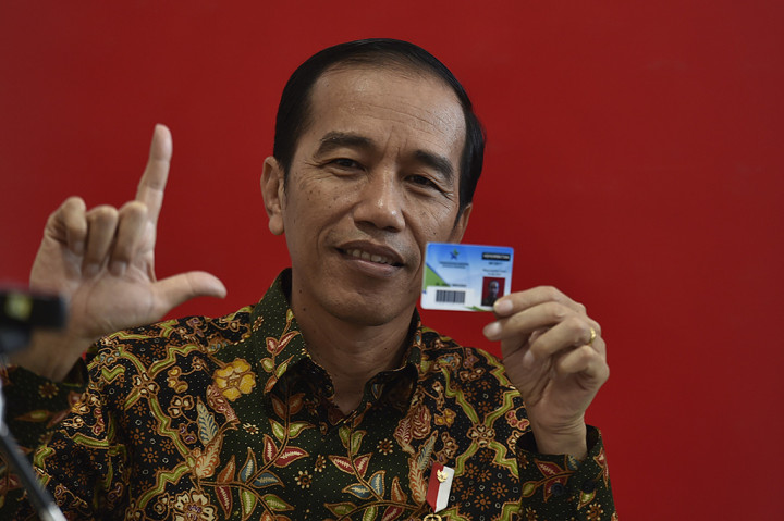 Jokowi Jadi Anggota Perpustakaan Nasional