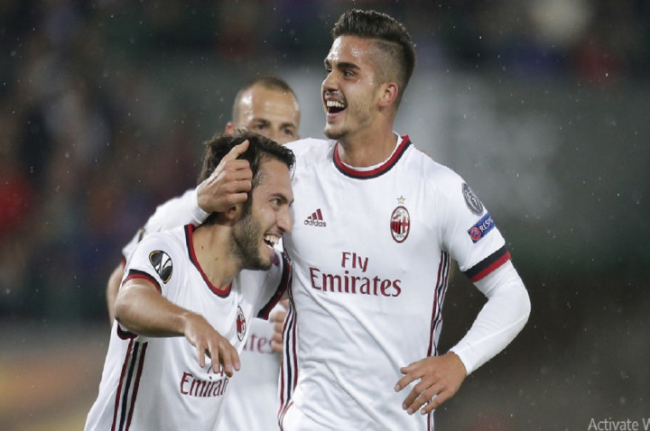 Andre Silva Hattrick, Milan Bantai Austria Wien