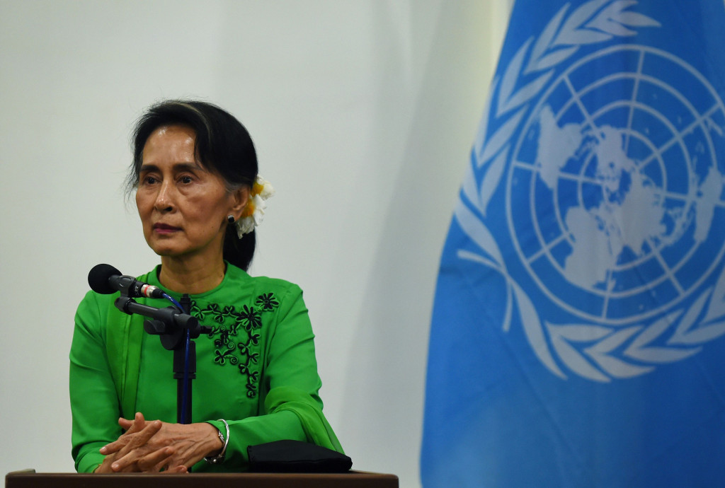 Senat AS: Suu Kyi sedang Berusaha Bantu Rohingya