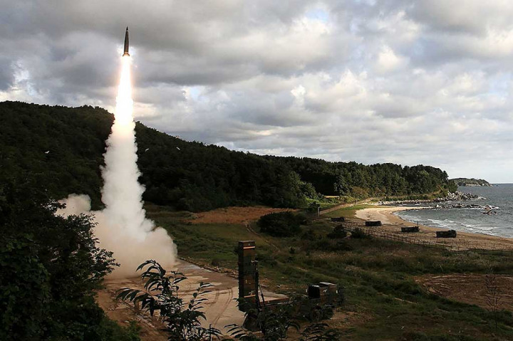 Respons Korut, Korsel Tembakkan Rudal Balistik