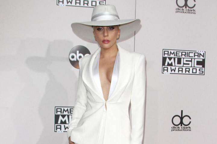 Sakit Parah, Lady Gaga Batalkan Konser di Brasil