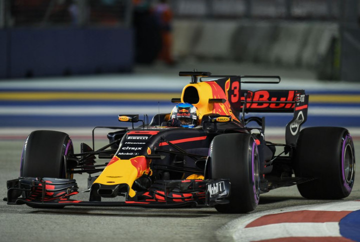 FP2: Ricciardo Masih yang Tercepat, Vettel Alami Insiden