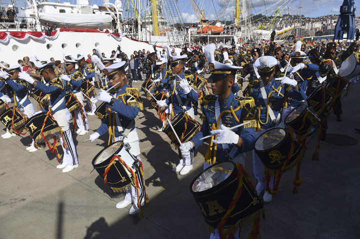 Taruna AAL Gelar Kirab Kota di Spanyol