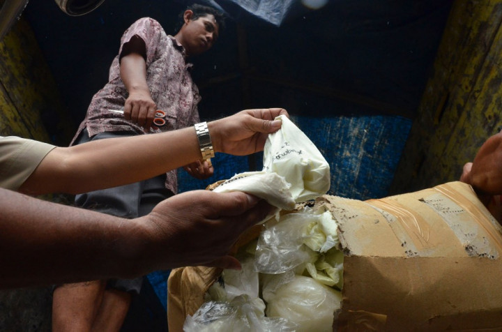 Polres Jaktim Sita 26 ribu Butir Obat Ilegal