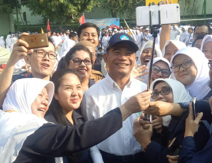 Aturan Wajib Nyanyi 'Indonesia Raya' 3 Stanza Tengah Digodok