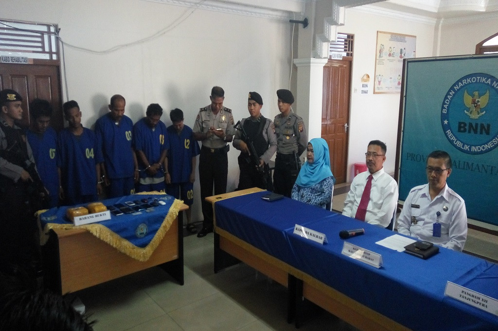 BNN Provinsi Kalbar menggelar perkara peredaran sabu dalam lapas, MTVN - Agung 