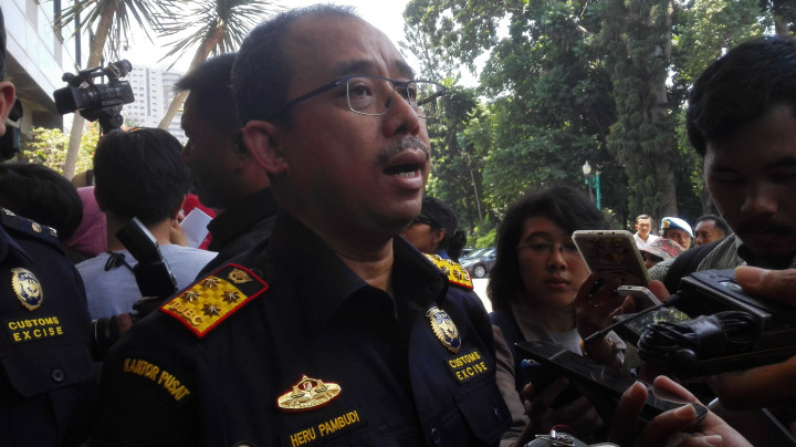 Pemerintah tak Bisa Menaikkan <i>Treshold </i> Bea Masuk Barang Bawaan Penumpang