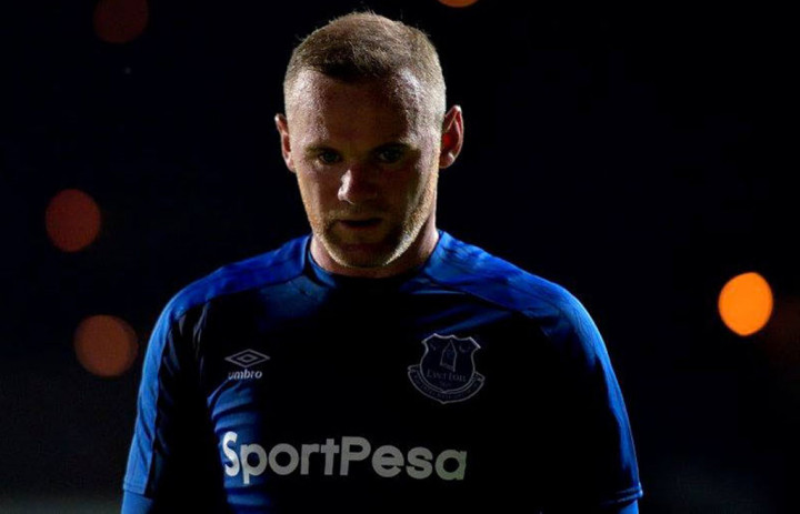 Mabuk, Wayne Rooney Dilarang Nyetir Dua Tahun