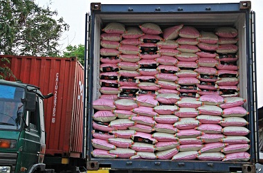 ACT Koordinasikan Bantuan 2.000 Ton Beras untuk Pengungsi Rakhine