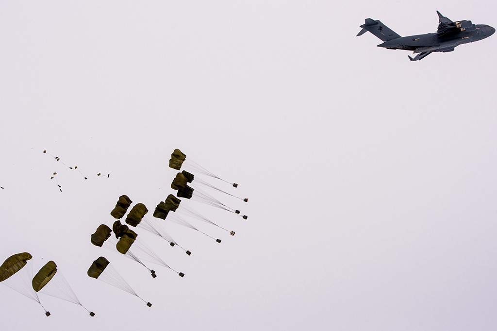 Misi Pasok Logistik ke Antartika Australia