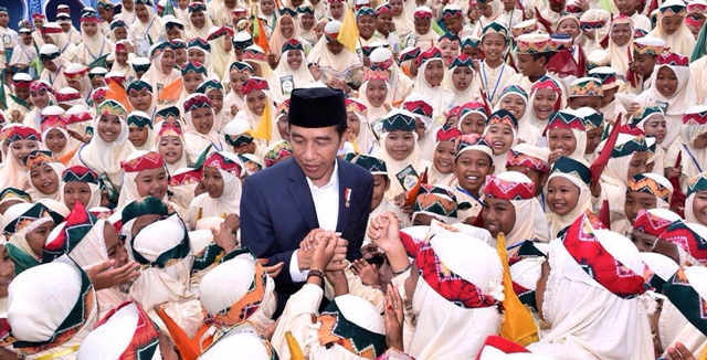 Jokowi Ingin Guru PAUD Digaji