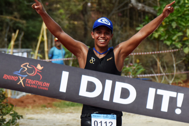 Muhammad Taufik Juara Rhino X-Triathlon