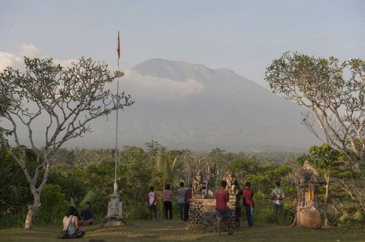 Pengungsi Gunung Agung Tersebar di 125 Titik
