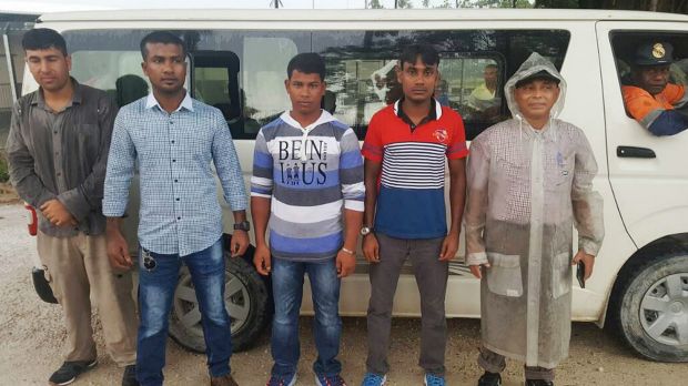 Kelompok Pencari Suaka Pulau Manus Diterbangkan ke AS