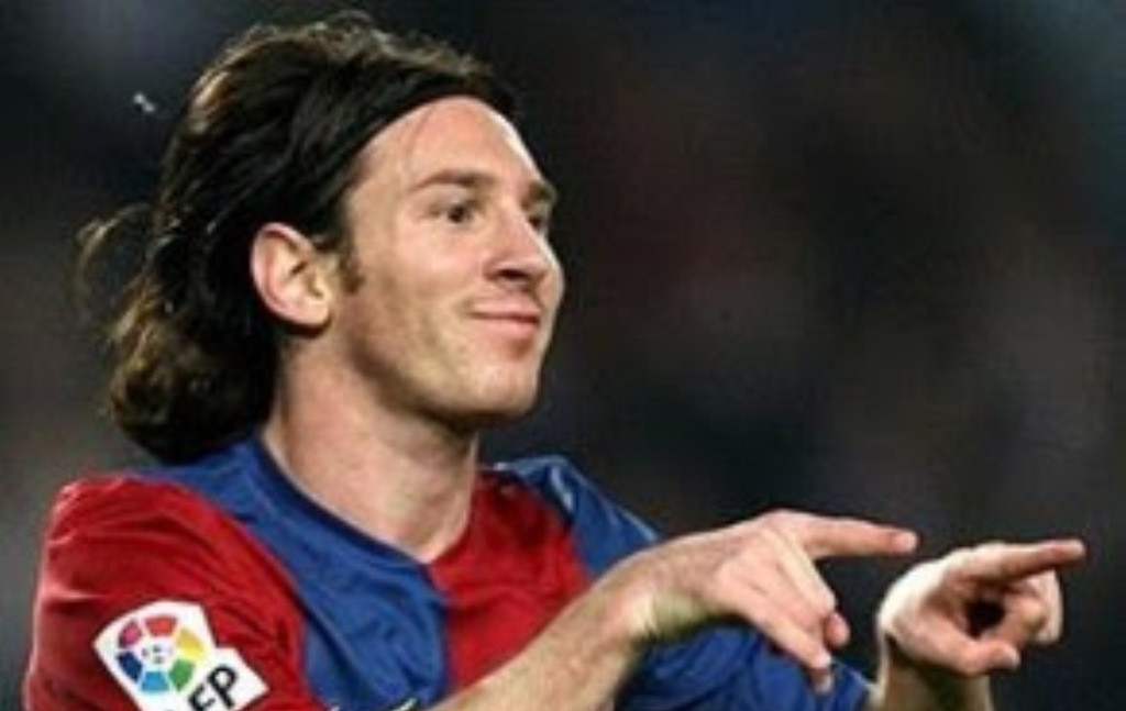 Lionel Messi jadi penentu kemenangan derby Catalan (Foto: TDIFH)