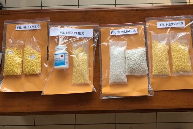 Sopir Angkot Dicokok karena Jual 6.000 Pil Penenang