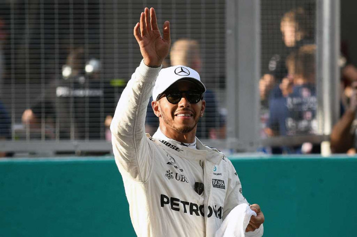 Hamilton Raih Pole Position GP Malaysia