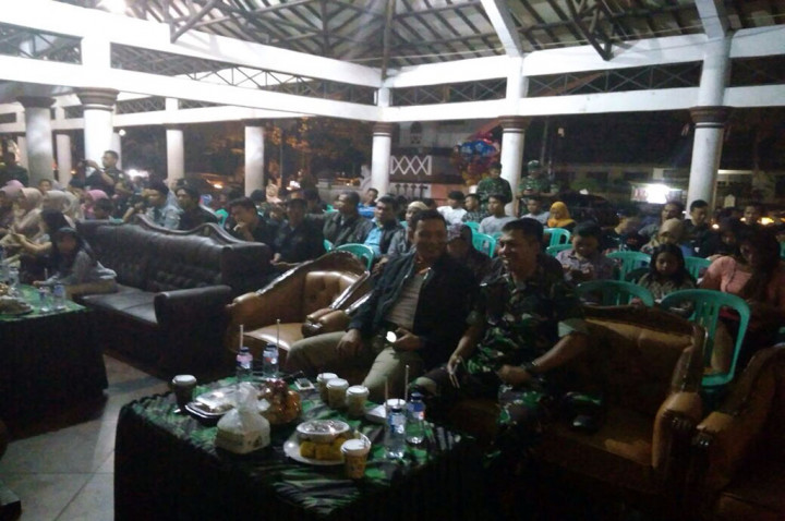 Warga Serang Mengisi Akhir Pekan dengan Nobar G30S/PKI