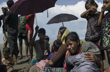 2,000 Rohingya Berkumpul di Pesisir untuk Menyeberang ke Bangladesh