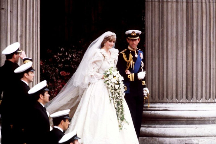 Cerita di Balik Sepatu Pernikahan Putri Diana