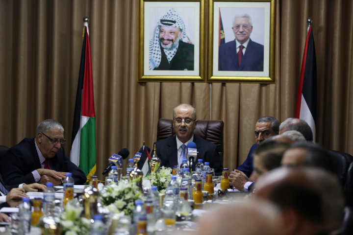Palestinian Government Meets in Gaza for First Time since 2014