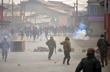 Pemberontak Serang Pangkalan Militer di Kashmir India, Dua Tewas