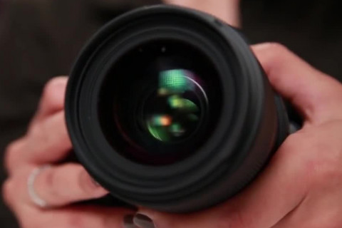 Begini Caranya Bersihkan Lensa Kamera DSLR dan Mirrorless - Medcom.id Begini Caranya Bersihkan Lensa Kamera DSLR dan Mirrorless - Medcom.id