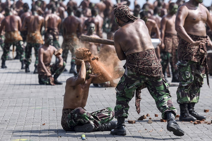 TNI Gencar Melawan Dua Agenda Kriminal