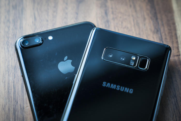 Kamera Galaxy Note 8 dan iPhone 8 Plus Bersaing Ketat
