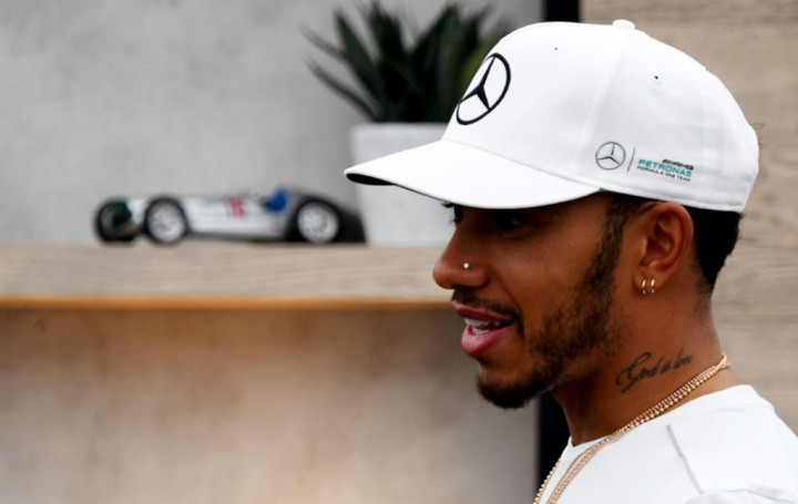 Hamilton Takkan Gunakan Taktik Rosberg untuk Meraih Gelar F1 2017