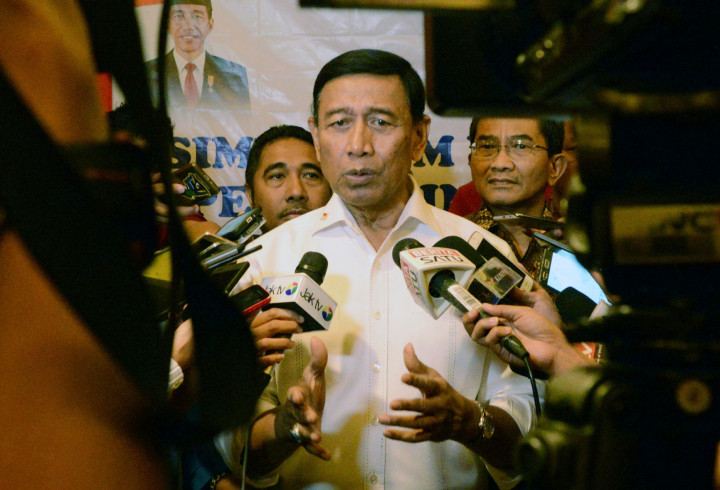 Wiranto Gelar Rapat Bahas Polemik Senjata