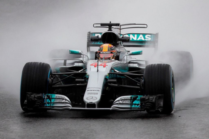 Duo Mercedes Kompak Sebut Mobil Kembali Normal