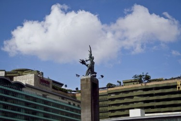 BMKG Prediksi Jabodetabek Berawan Sejak Pagi