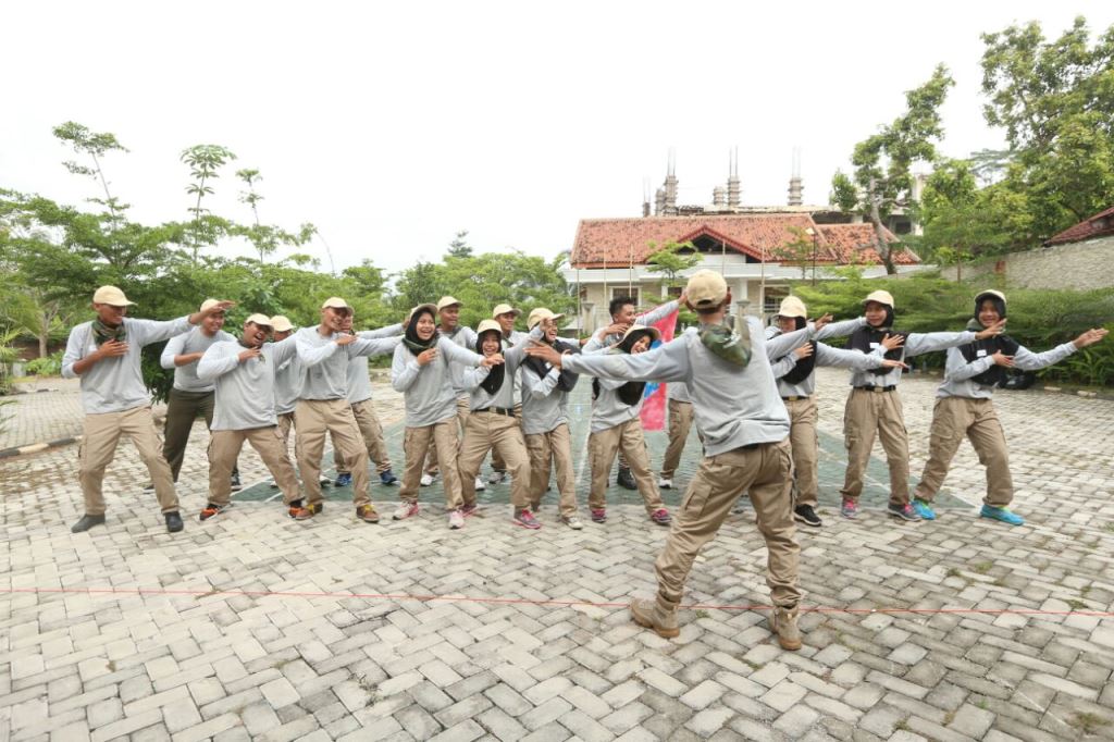 Tak kurang dari seratus Resimen Mahasiswa (Menwa) se-Lampung mengikuti Outbond Empat Pilar MPR, Minggu 8 Oktober 2017 (Foto:Dok.MPR RI)