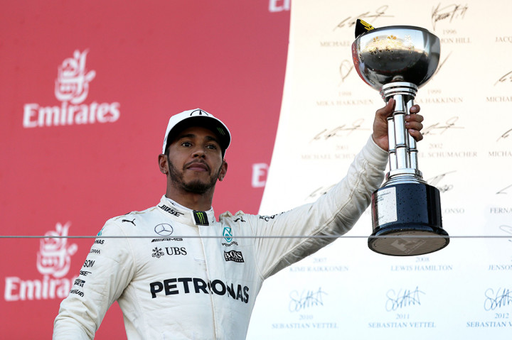 Juara GP Jepang, Hamilton Makin Tatap Gelar Juara Dunia