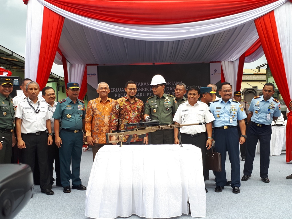 Senjata Penembak Runduk (SPR) 4 Produksi PT Pindad dipamerkan di Pabrik Munisi PT Pindad, Turen, Malang, Jawa Timur, Senin 9 Oktober 2017. Foto: Metrotvnews.com/ Faisal Abdalla.