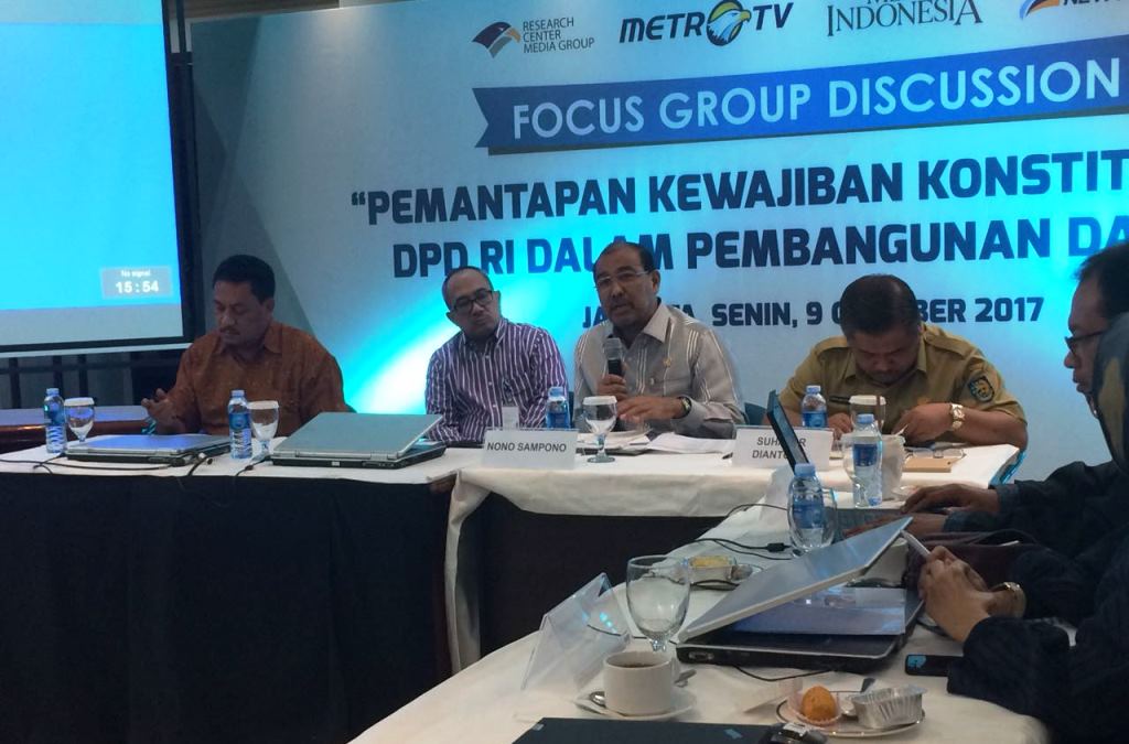 DPD RI menggelar Forum Group Discussion bekerja sama dengan Research Center Media Group, bertema Pemantapan Kewajiban Konstitusional DPD RI Dalam Pembangunan Daerah, Senin 9 Oktober 2017 (Foto:Dok.DPD RI)