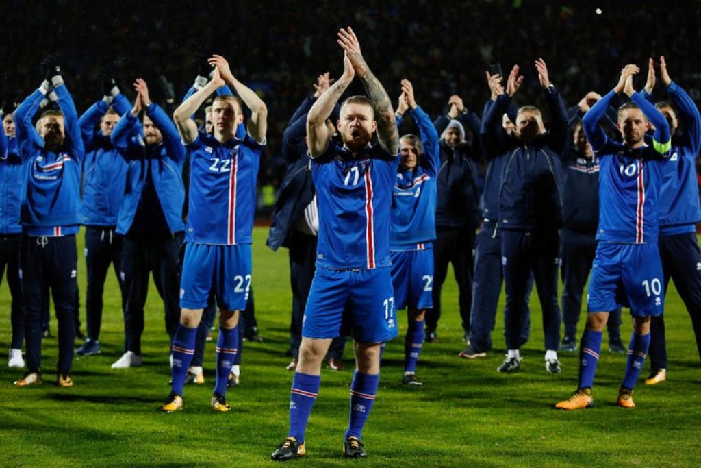 Aron Einar Gunnarsson. (tengah). (Foto: NYT)